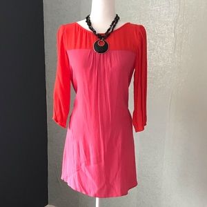Retro looking color block dress